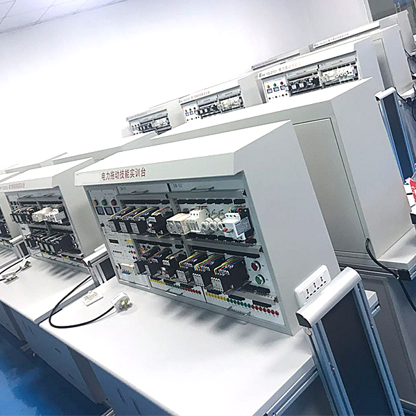 电拖技能实验装置(图1) 电拖技能实验装置,液压传动实验台